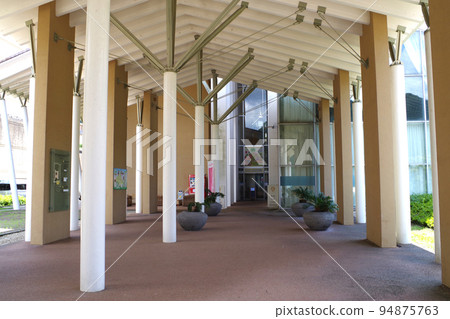 川本町故鄉會館大樓內部景觀 川本町故鄉會館大樓內部景觀 94875763