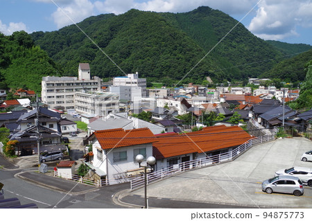從故鄉會館眺望川本町 94875773
