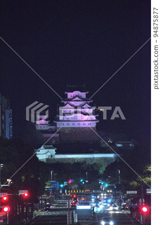 Himeji Castle and blue sky Himeji Castle and blue sky 94875877
