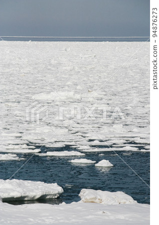 海和天空與流冰 94876273