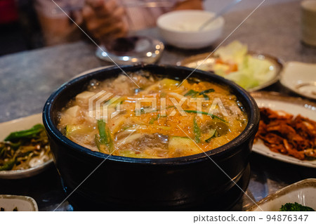 韓國料理 sundubu 94876347