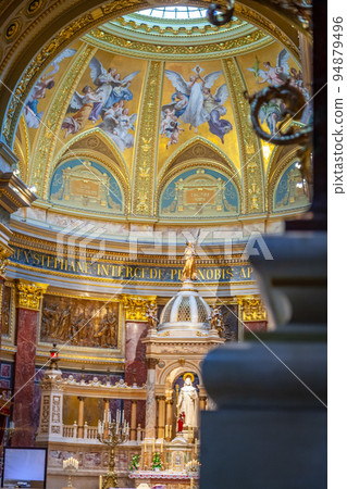 View of inside ornate St Stephens Basilica in Budapest, Hungary 94879496