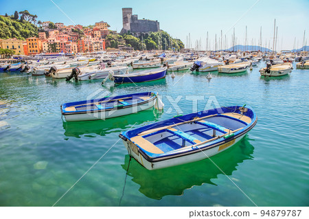 Lerici bay and marina with sailboats, Cinque Terre, Liguria, Italy with boats Lerici bay and marina with sailboats, Cinque Terre, Liguria, Italy with boats 94879787