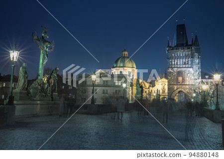 Charles bridge illuminated at night, Medieval Prague, Czech Republic Charles bridge illuminated at night, Medieval Prague, Czech Republic 94880148