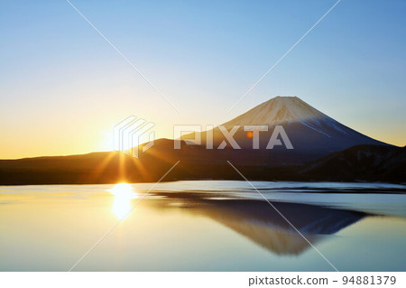 Happy New Year Mt. Fuji and First Sunrise 94881379