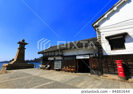 [廣島縣]晴朗的鞆之浦Irohamaru展覽館和夜燈 94881644