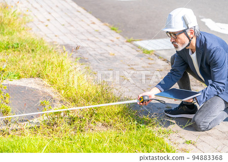 Building layout confirmation Completion inspection Construction supervisor First-class architect 94883368