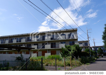 Showa housing complex awaiting demolition 94883380