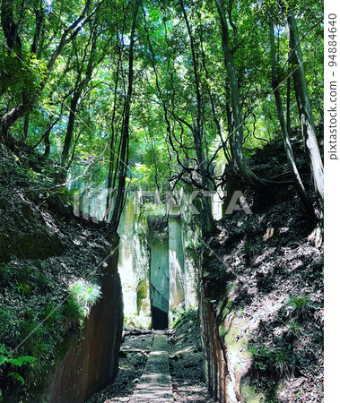 Gunma Prefecture Ota Yabutsuka Quarry 94884640