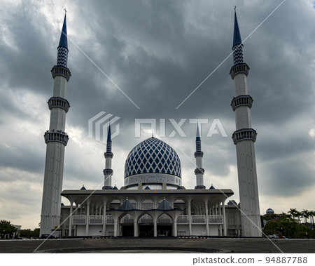 Malaysia, July 10, 2022 - Dome and minerets Malaysia, July 10, 2022 - Dome and minerets 94887788