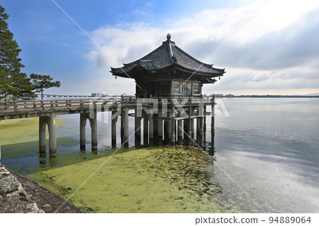 9月上午參觀滋賀縣大津市萬月寺浮見堂 94889064