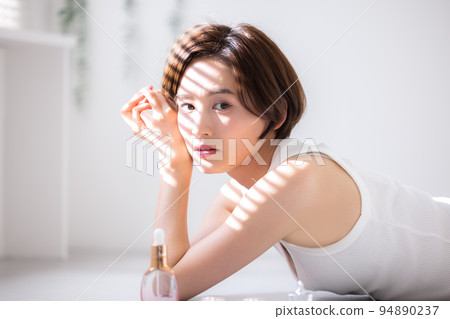 Beauty image Portrait of a woman wearing a tank top 94890237