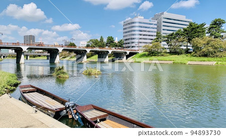 “岡崎城遊船”東岡崎船塢【音川赤台橋上游左岸/愛知縣岡崎市】 “岡崎城遊船”東岡崎船塢【音川赤台橋上游左岸/愛知縣岡崎市】 94893730