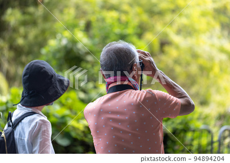 做愛好觀鳥的高級男女 做愛好觀鳥的高級男女 94894204