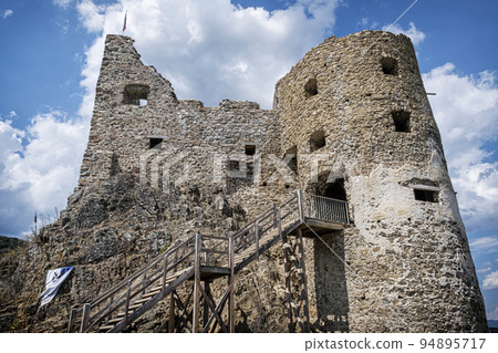 Reviste castle ruins, Slovakia Reviste castle ruins, Slovakia 94895717