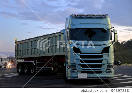 Image of scrap carrier Image of scrap carrier 94897218