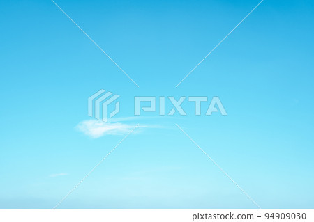 Background material of small clouds floating in the blue sky d-1 light tone 94909030