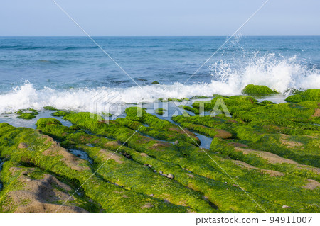 Laomei Green Reef in Taiwan 94911007