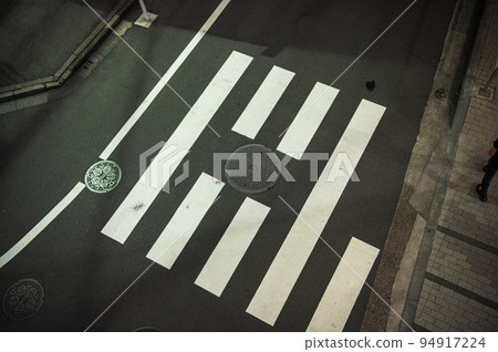 Crosswalk at night 94917224