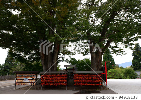 Enyumi Shrine in the precincts of Morioka Hachimangu Shrine 94918138