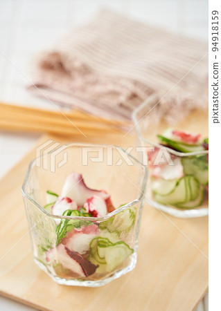 八達通和黃瓜醋 八達通和黃瓜醋 94918159