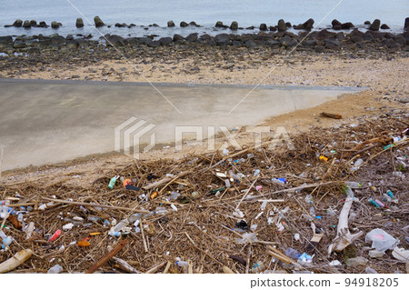 Marine pollution Marine pollution 94918205