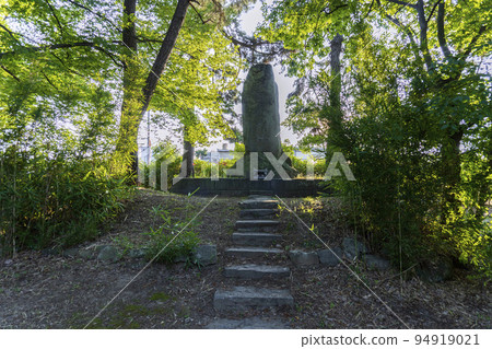 兩軍陣亡將士墓葬[川中島古代戰場歷史公園]/長野縣長野市 94919021