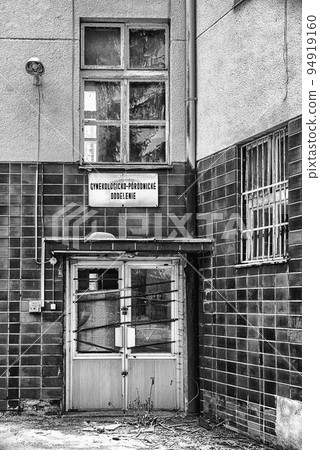 Exterior of old abandoned building 94919160