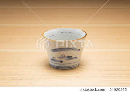 木紋背景蕎麥清酒杯 木紋背景蕎麥清酒杯 94920255