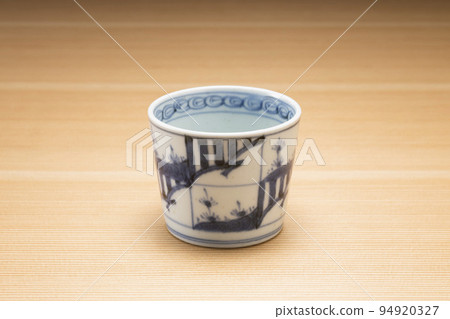 木紋背景蕎麥清酒杯 木紋背景蕎麥清酒杯 94920327