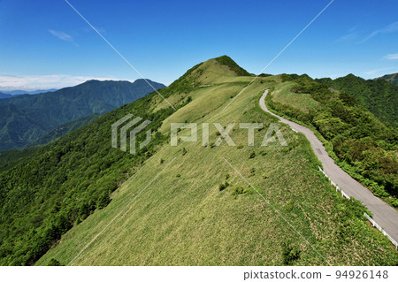UFO line in summer Sky road leading to Mt. Ishizuchi, the highest mountain in western Japan 94926148