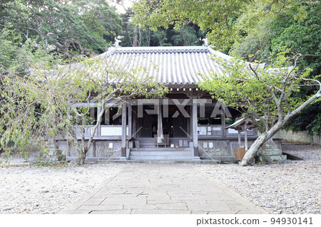 Nushima Hachiman Shrine Worship Hall (Nushima, Minamiawaji City, Hyogo Prefecture) 94930141