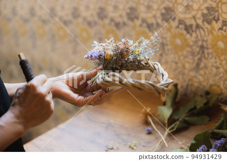 Dried flower Dried flower 94931429