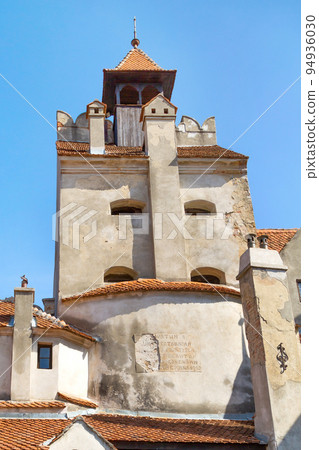 Tower of Dracula castle in Bran, Romania Tower of Dracula castle in Bran, Romania 94936030