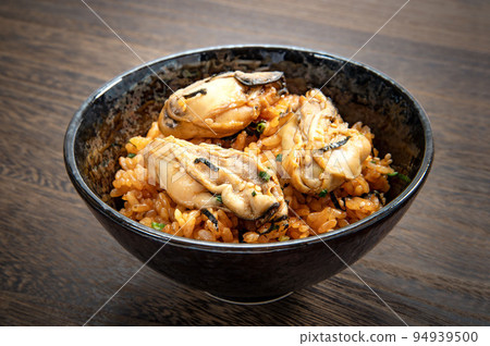 牡蠣飯 94939500