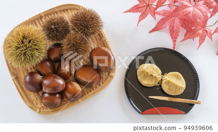 Sweet chestnut paste  94939606