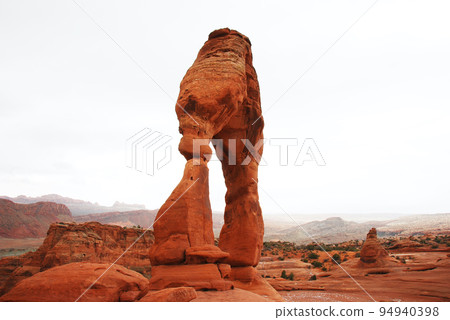 Scenery from Delicate Arch Trail, Arches National Park, Colorado Plateau in early spring, USA 94940398