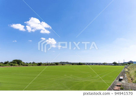 Riverbed ground Riverbed ground 94941570