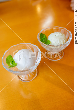 Sorbet Cold Dessert 94942130