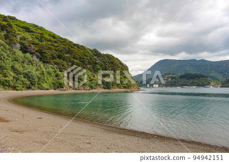 [皮克頓] 陰天的海灘 94942151