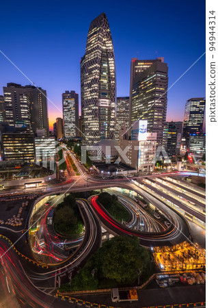 《Tokyo》Shinjuku west exit station/city night view 《Tokyo》Shinjuku west exit station/city night view 94944314