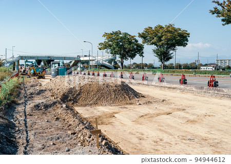 Work to increase the number of lanes on the highway National Route 17 Jobu Road 2022.10 b-4 Cool light color Work to increase the number of lanes on the highway National Route 17 Jobu Road 2022.10 b-4 Cool light color 94944612