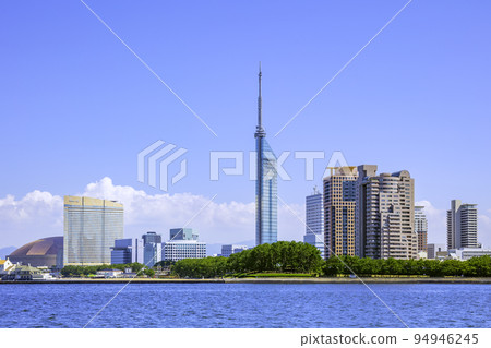 Natsuzora和福岡塔,福岡的絕佳景色 Natsuzora和福岡塔,福岡的絕佳景色 94946245