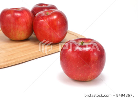 apple red ball 94948673