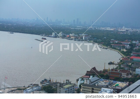 從泰國曼谷附近的北欖市天文台觀看 從泰國曼谷附近的北欖市天文台觀看 94951663