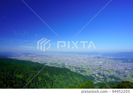 Sunny autumn from Mt. Yamato-Katsuragi, Nara Basin 94952203