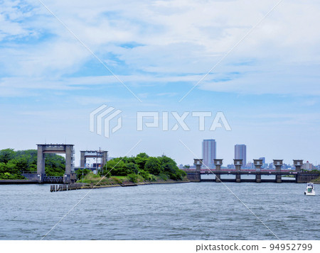 Edogawa Water Lock Gate Edogawa Water Lock Gate 94952799