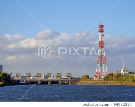 Edogawa Water Lock Gate Edogawa Water Lock Gate 94952853