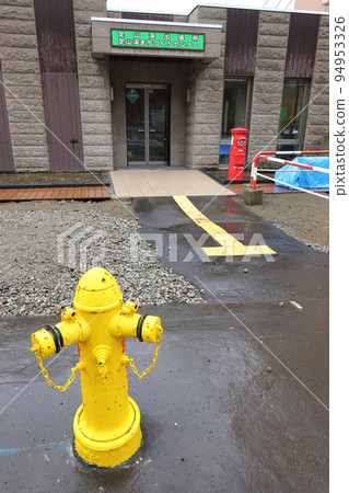 北海道、札幌、圓形郵箱的風景（定山溪分所、定山溪城鎮建設中心） 94953326