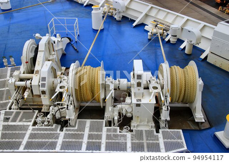 Mooring device of a large ferry…Winch on the deck 94954117